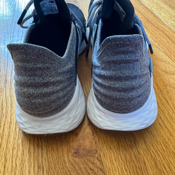 New Balance Black and White Athletic Shoes - Picture 4 of 7